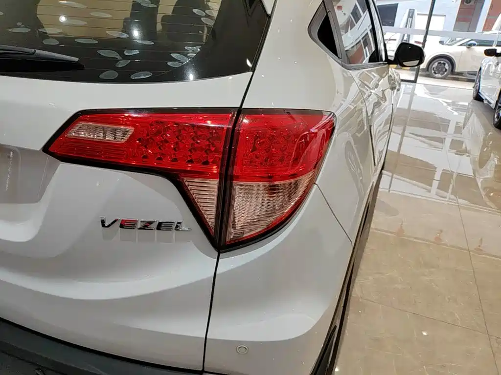 Honda Vezel 2019 — фото 8