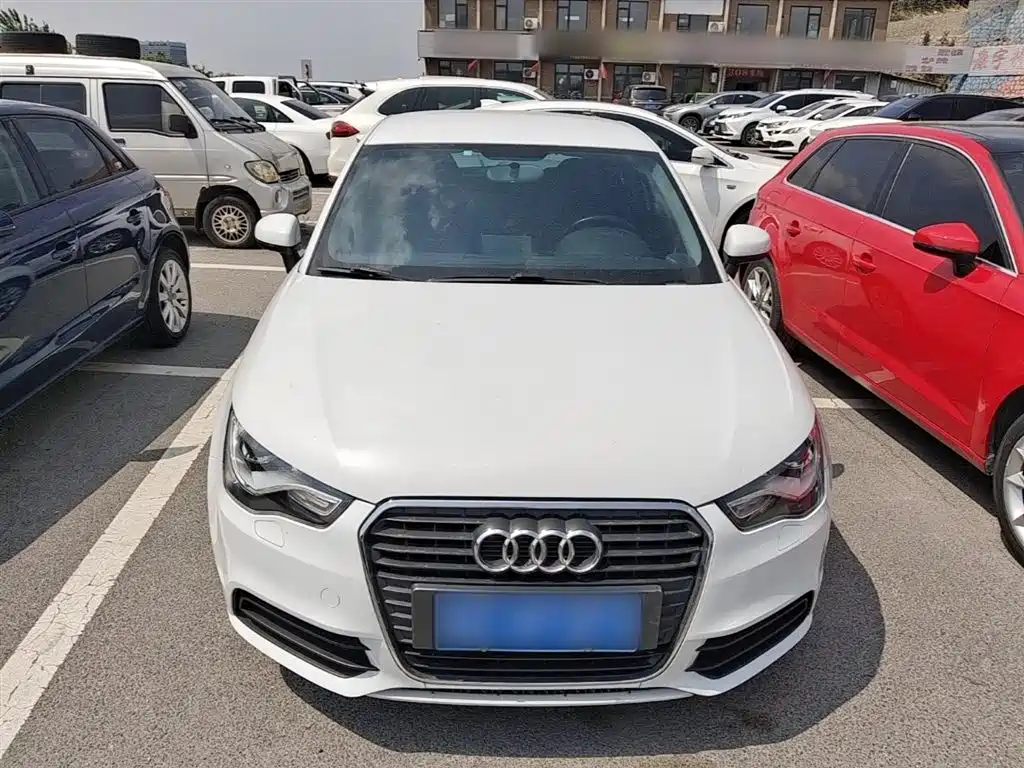 Audi A1 2015 — фото 3