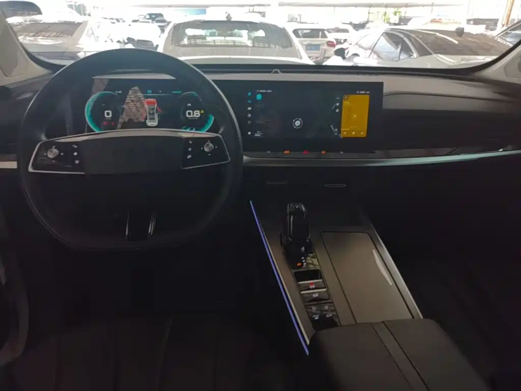Roewe RX5 MAX 2023 — фото 10