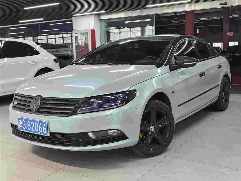 Volkswagen CC 2014 — фото 1