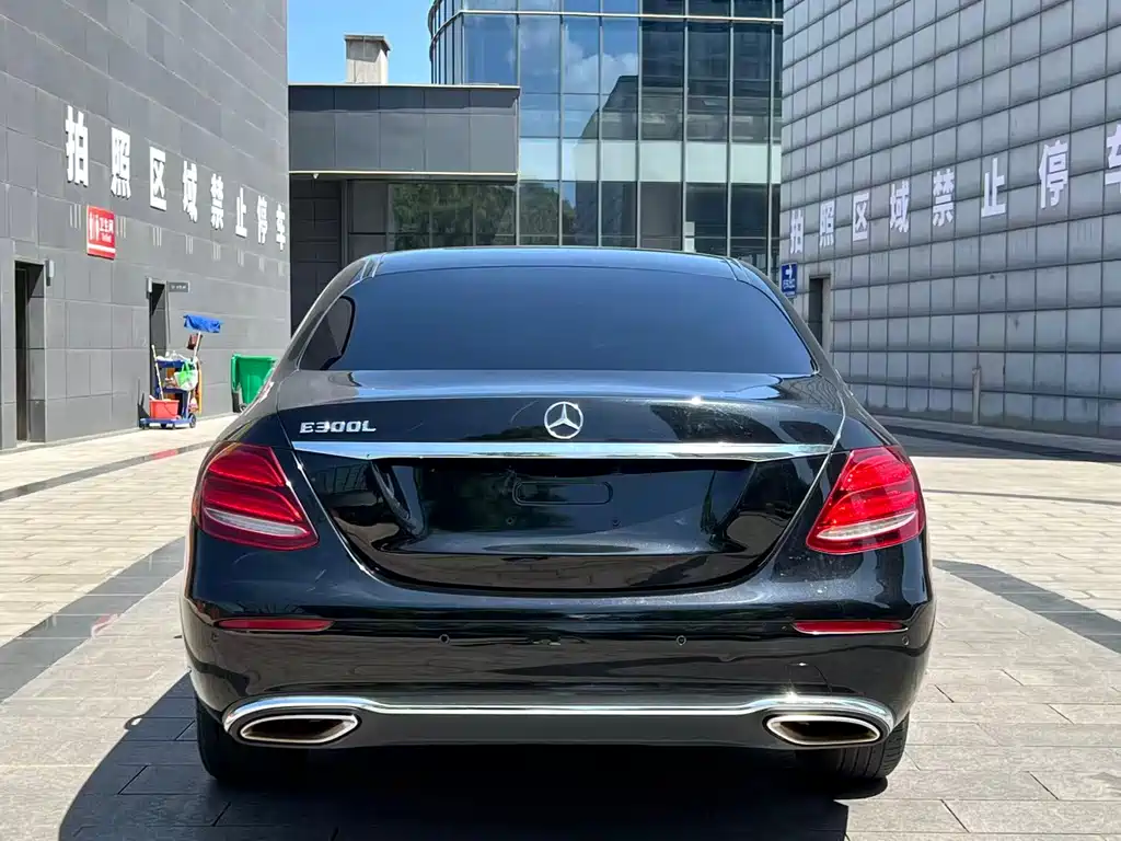 Mercedes-Benz E-Class 2017 — фото 5
