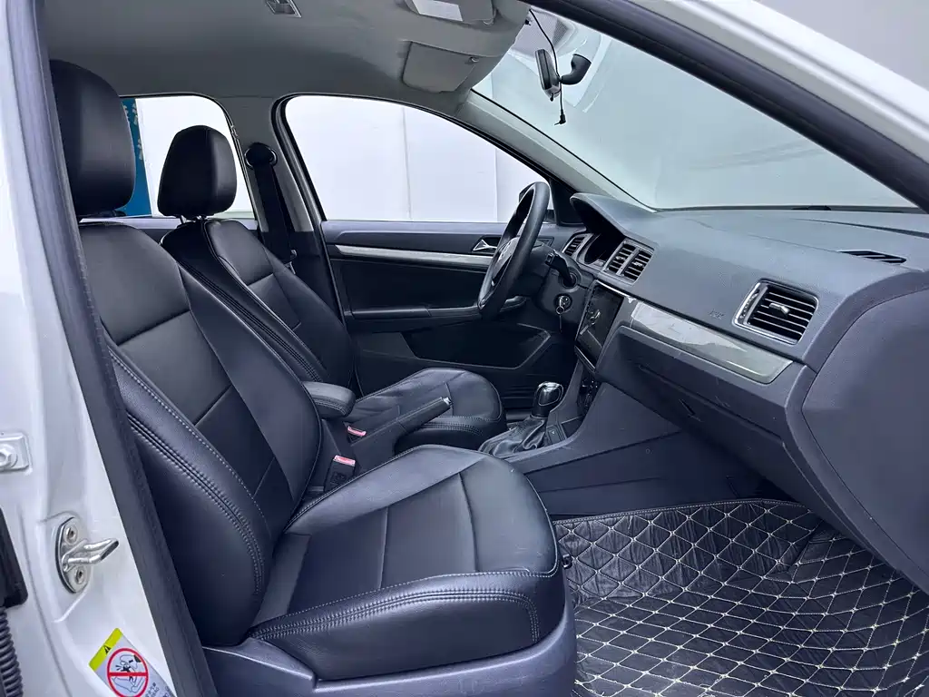 Volkswagen Gran Lavida 2016 — фото 12