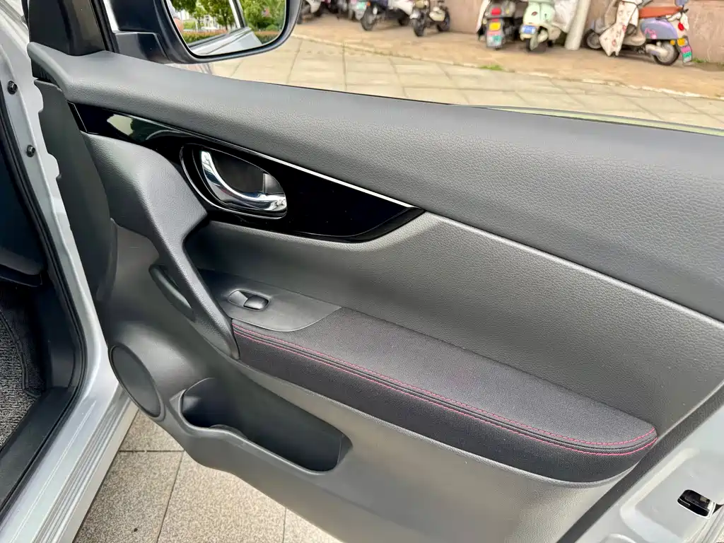 Nissan Qashqai 2016 — фото 17