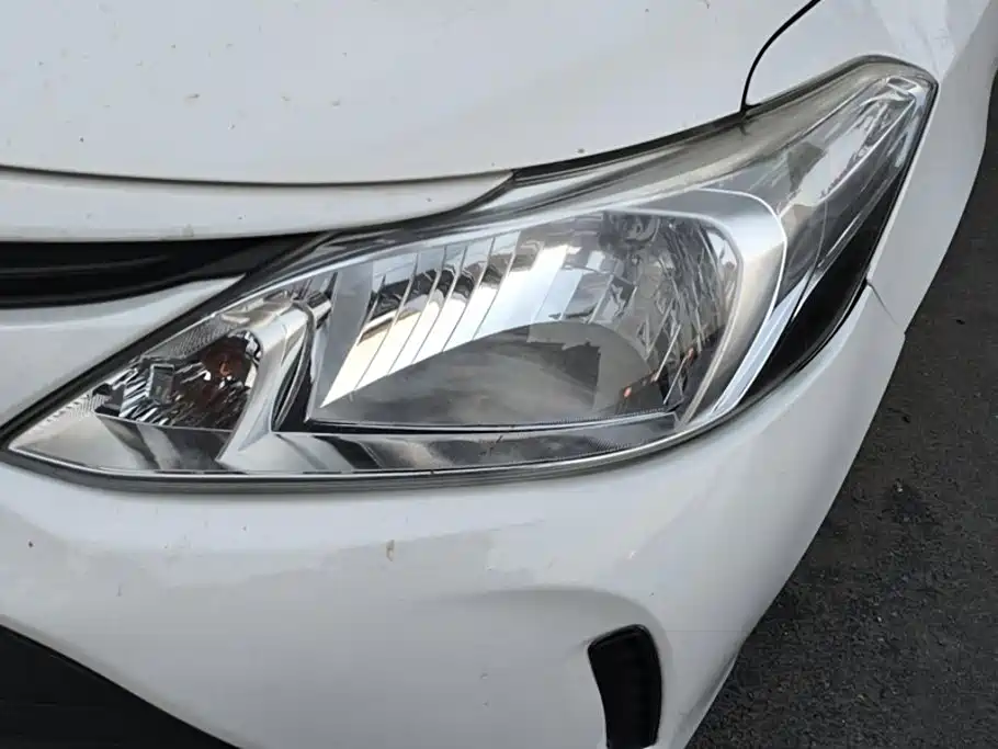 Toyota Vios 2017 — фото 5