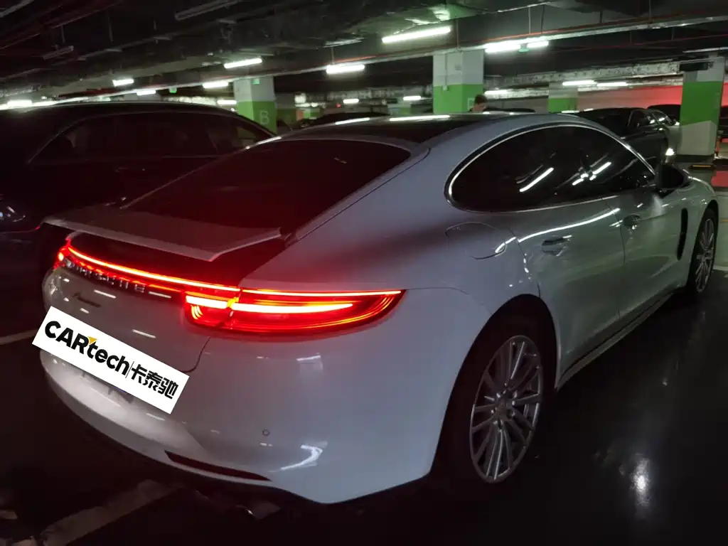 Porsche Panamera 2019 — фото 3