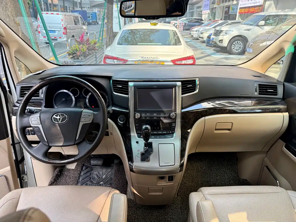 Toyota Alphard 2015 — фото 6