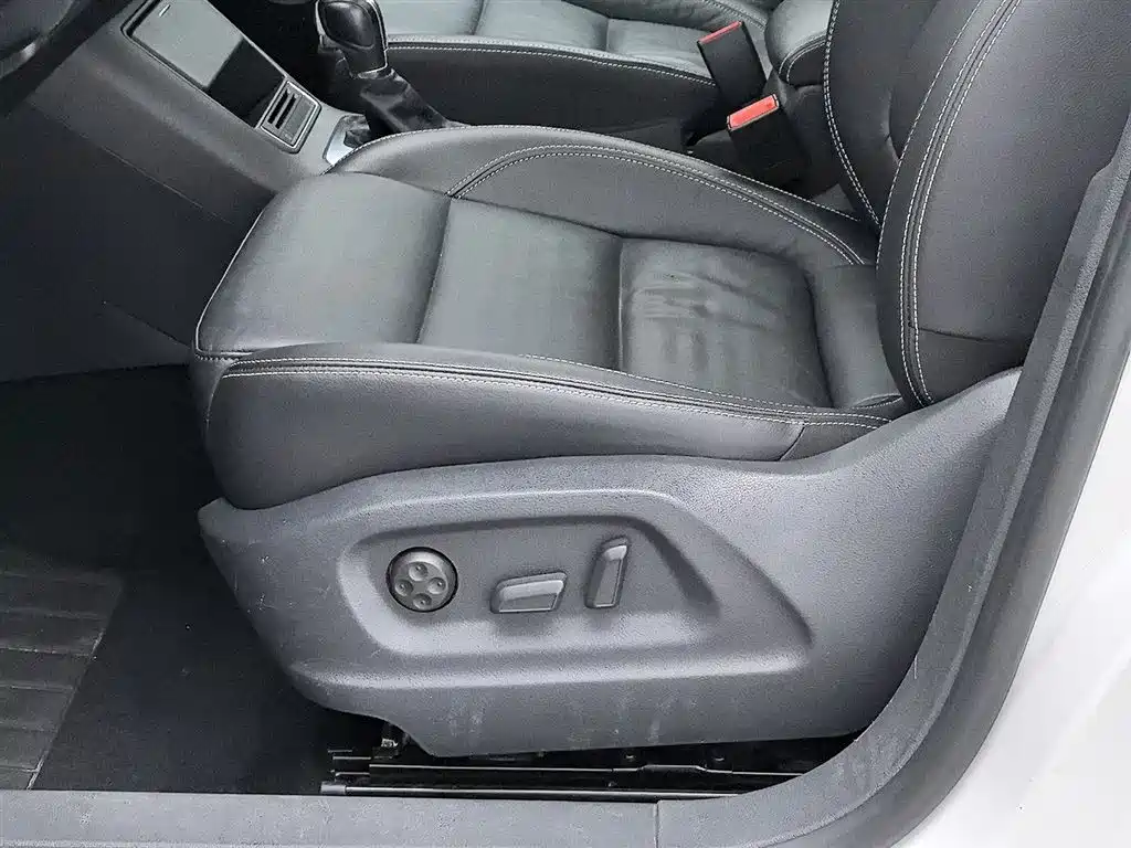 Volkswagen Tiguan 2019 — фото 20