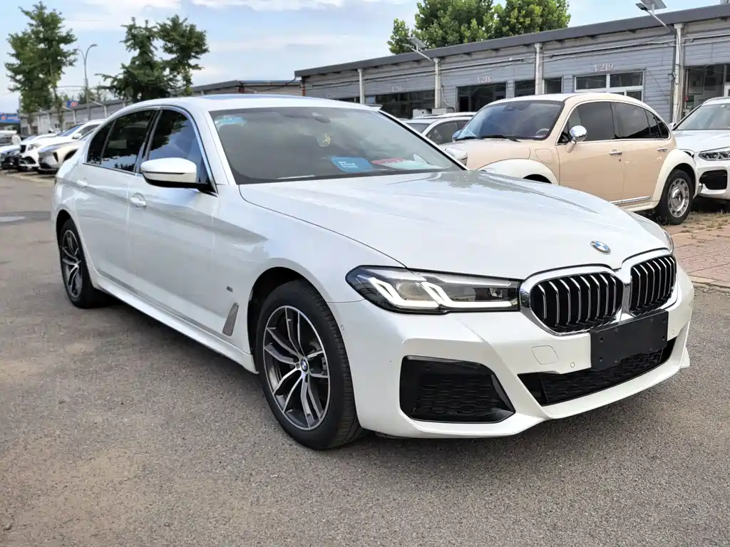 BMW 5 Series 2023