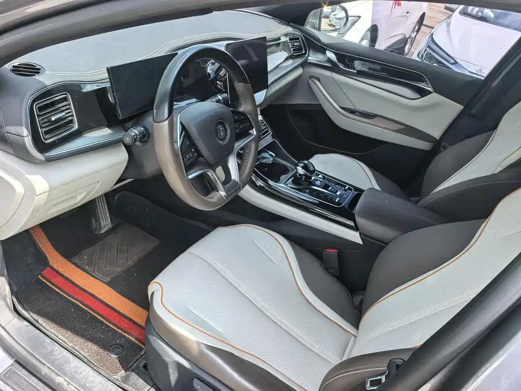 BYD Qin PLUS 2023 — фото 10