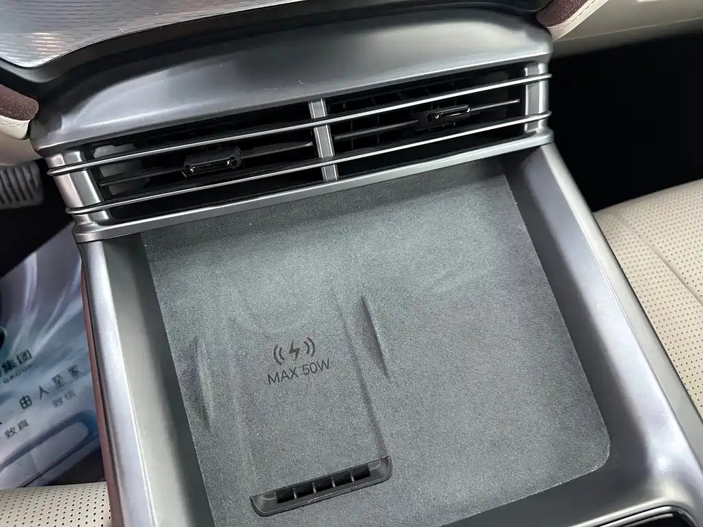 BYD Seal 07 DM-i 2025 — фото 12