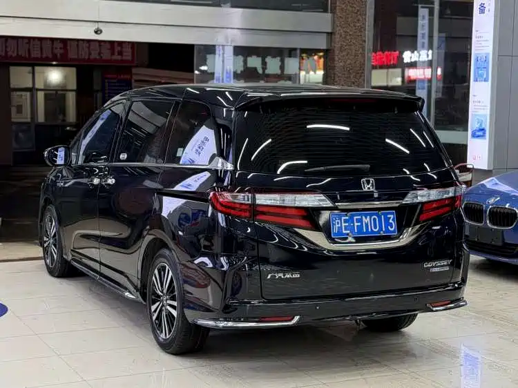 Honda Odyssey 2020 — фото 6