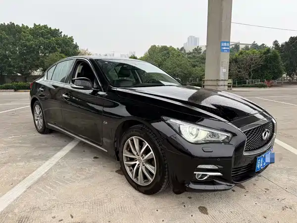 Infiniti Q50L 2015