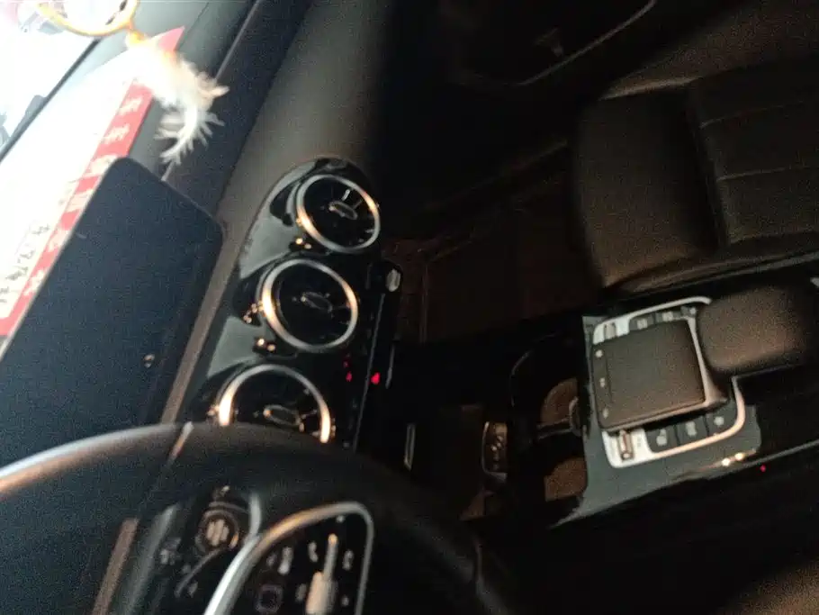 Mercedes-Benz A-Class 2019 — фото 13