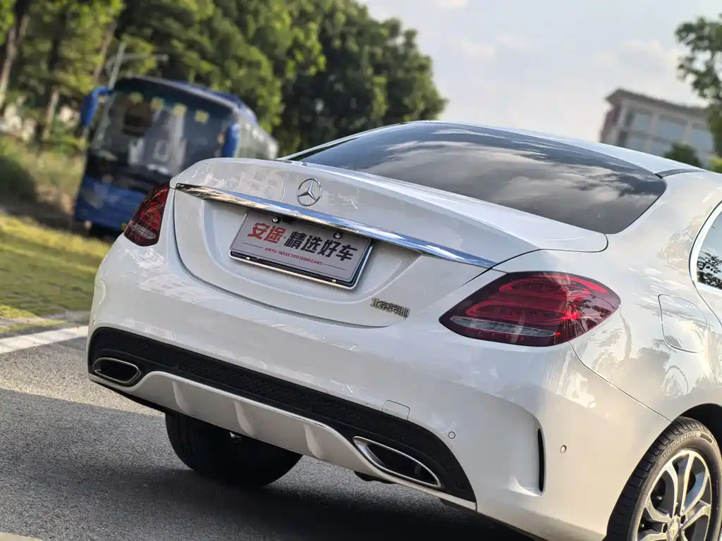 Mercedes-Benz C-Class 2016