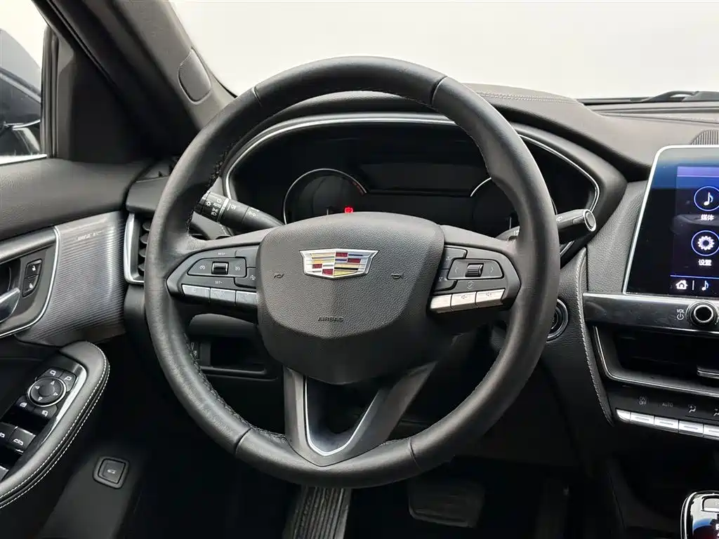 Cadillac CT5 2020 — фото 12