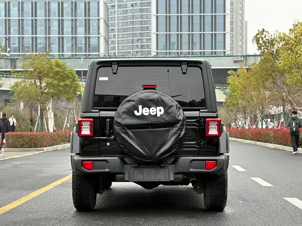 Jeep Wrangler 2019 — фото 6