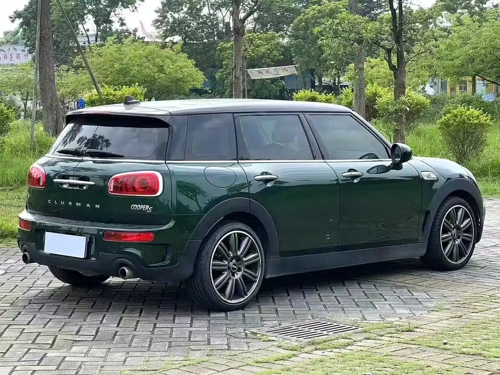 MINI Clubman 2018 — фото 11