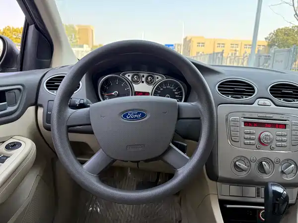 Ford Focus 2010
