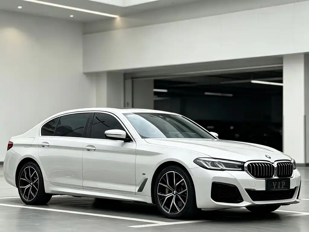 BMW 5 Series 2022