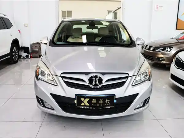 BAIC Motor E Series 2014