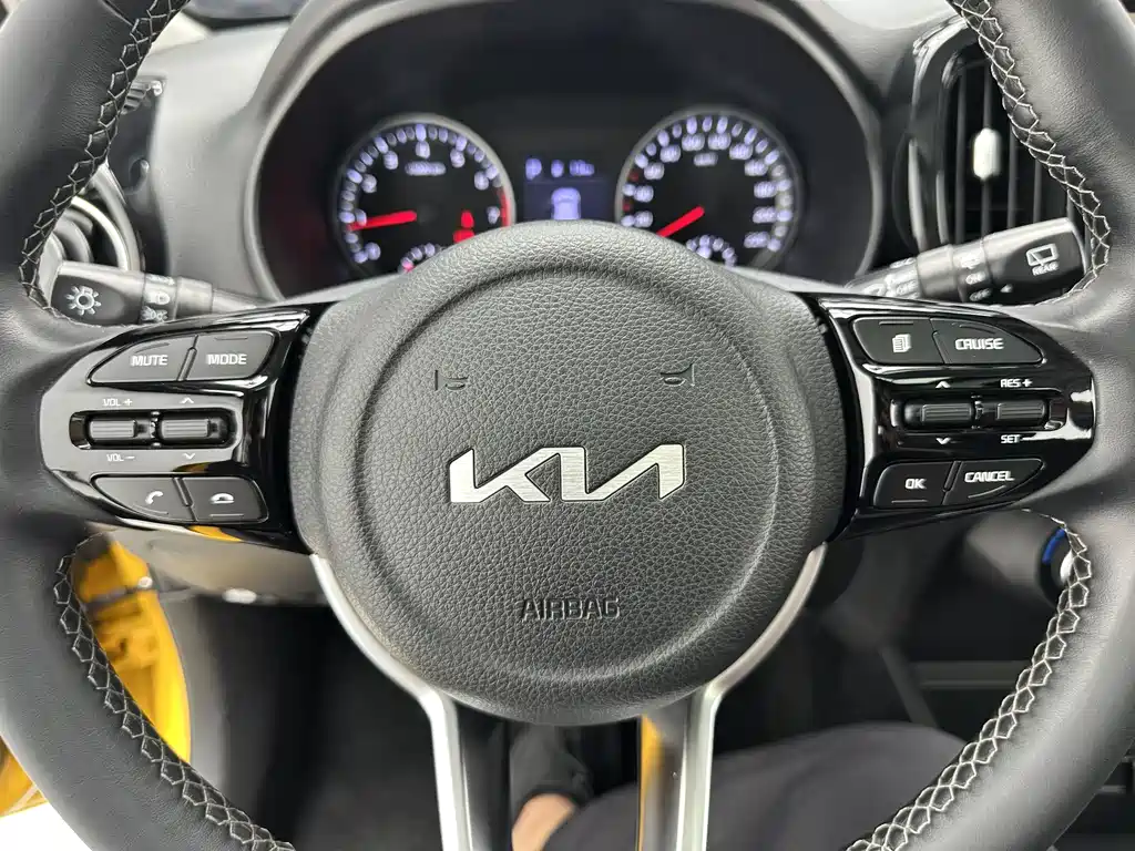 Kia KX1 2022 — фото 15