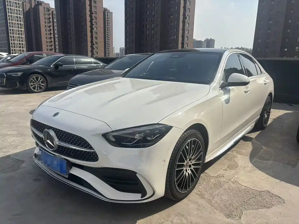 Mercedes-Benz C-Class 2023 — фото 1