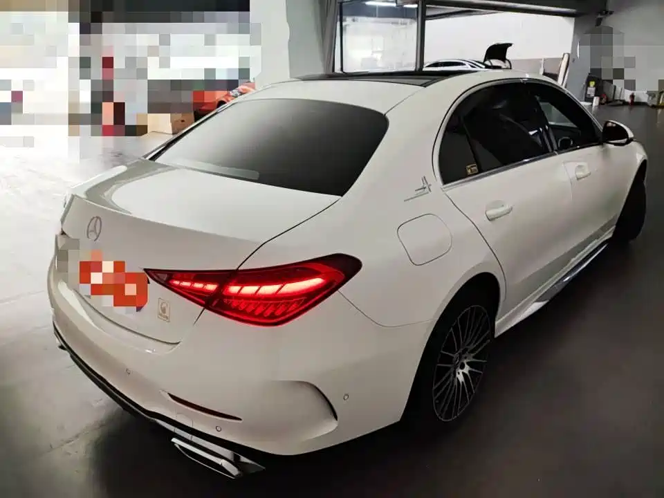 Mercedes-Benz C-Class 2024 — фото 7