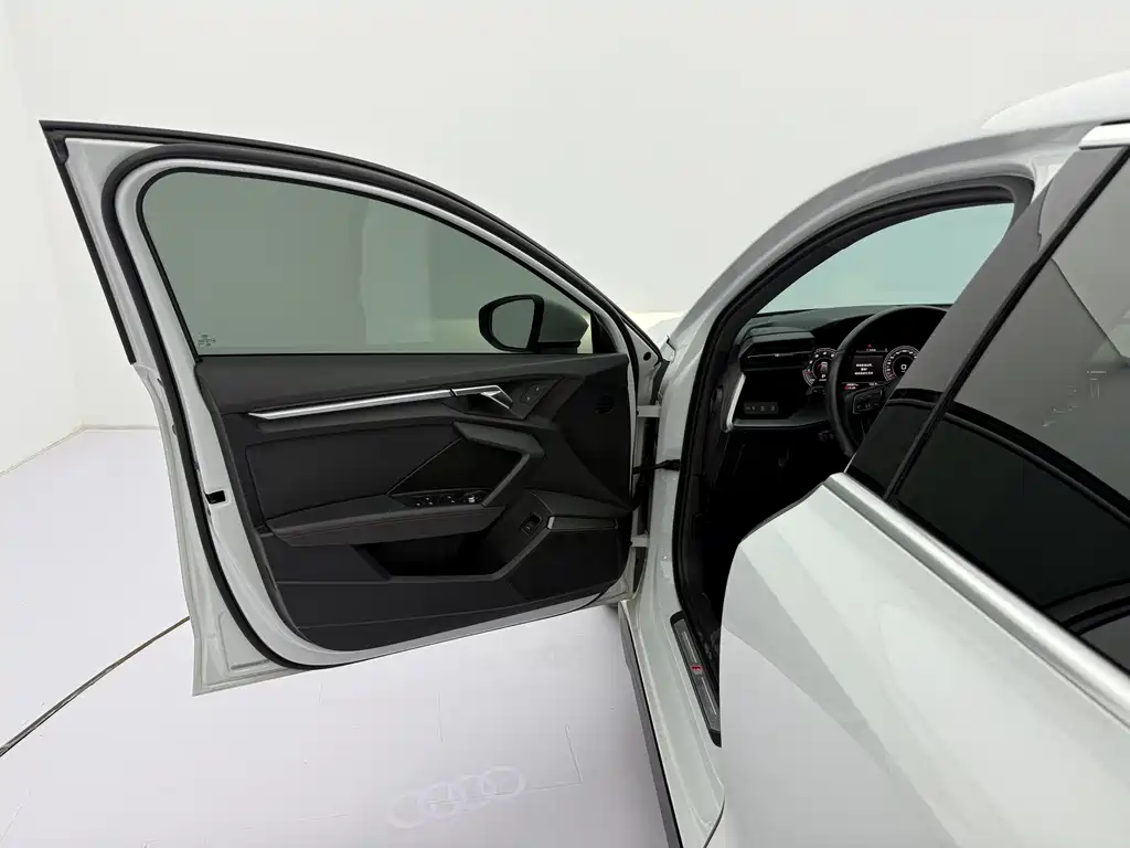 Audi A3 2021 — фото 21