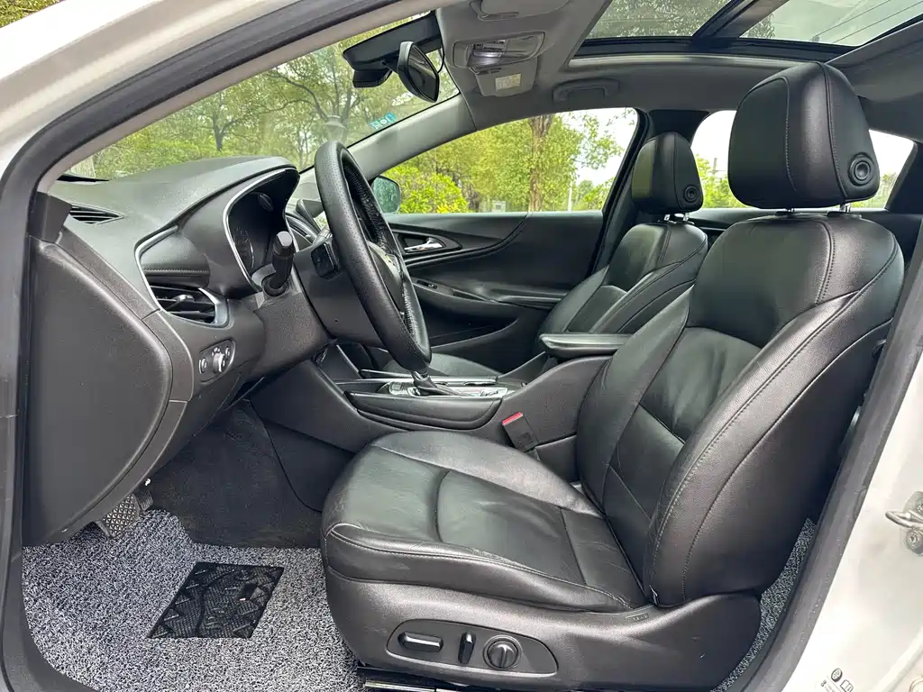 Chevrolet Malibu XL 2019 — фото 23