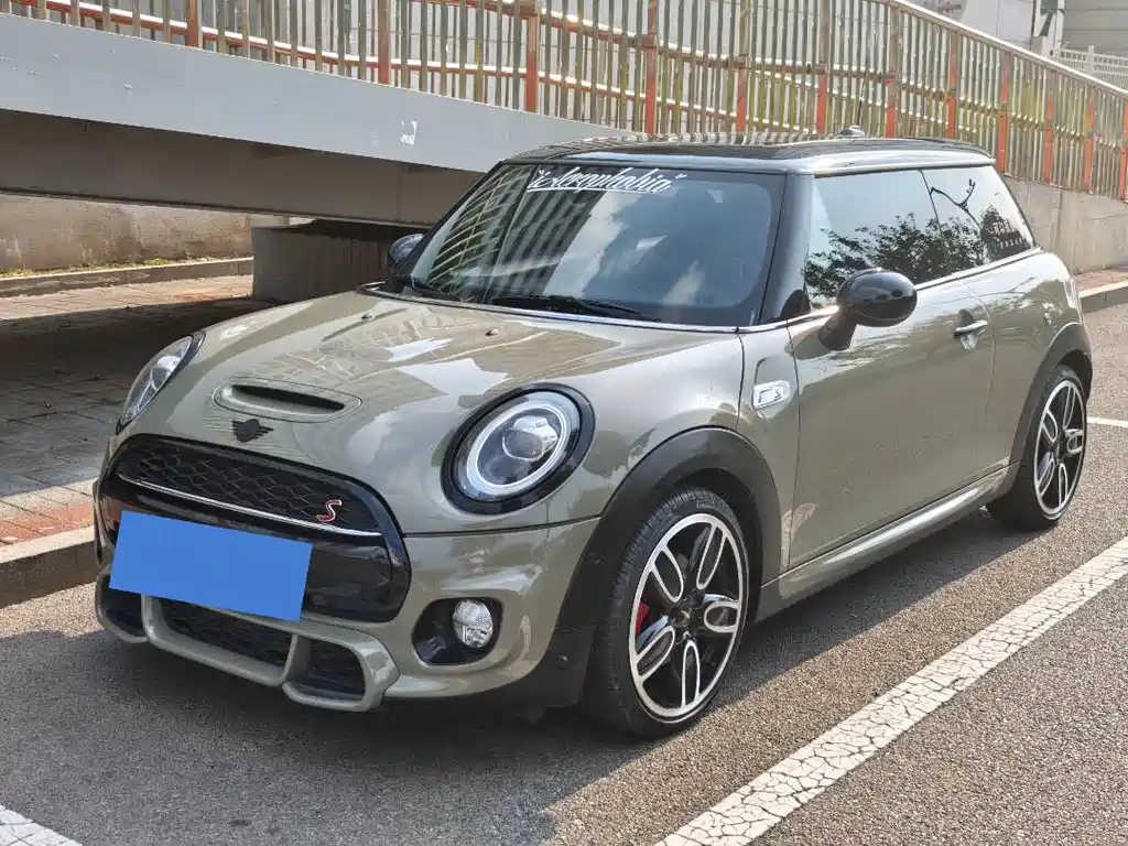 MINI MINI 2019