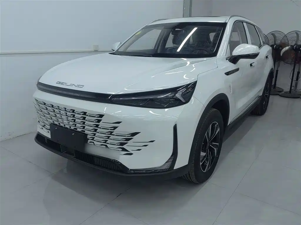 BAIC X7 2025 — фото 2