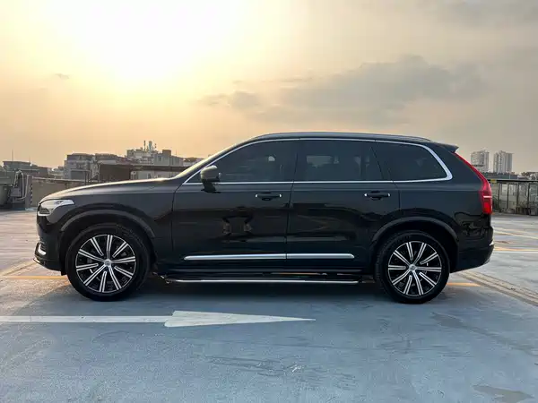 Volvo XC90 2022
