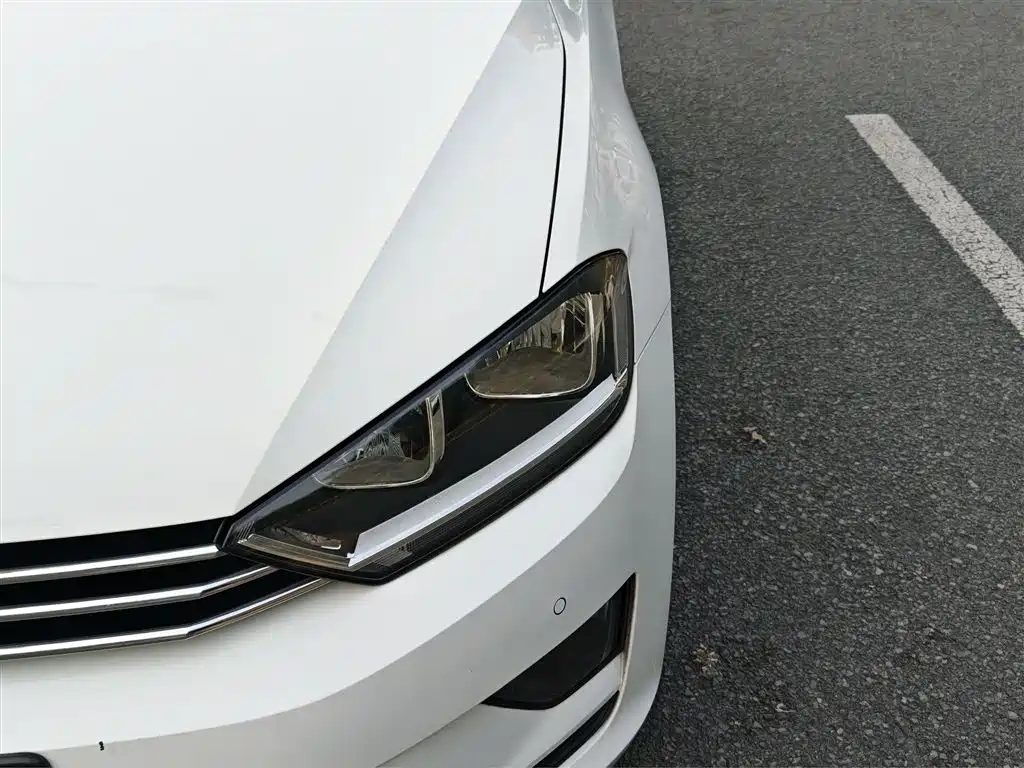 Volkswagen Golf Sportsvan 2017 — фото 18