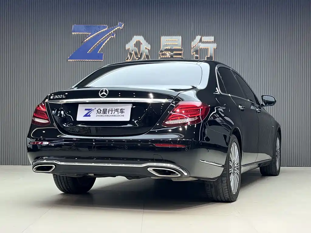 Mercedes-Benz E-Class 2020 — фото 11