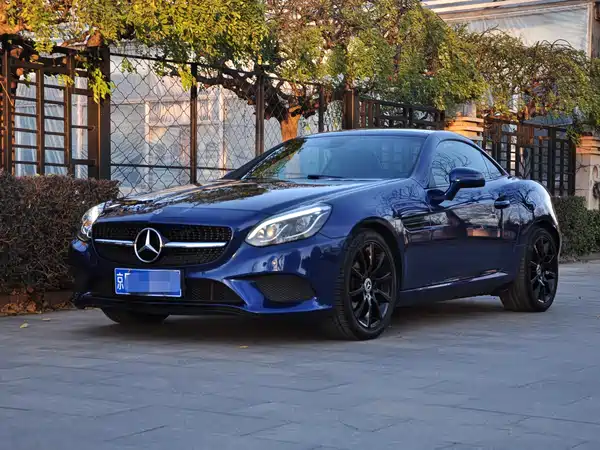 Mercedes-Benz SLC 2016