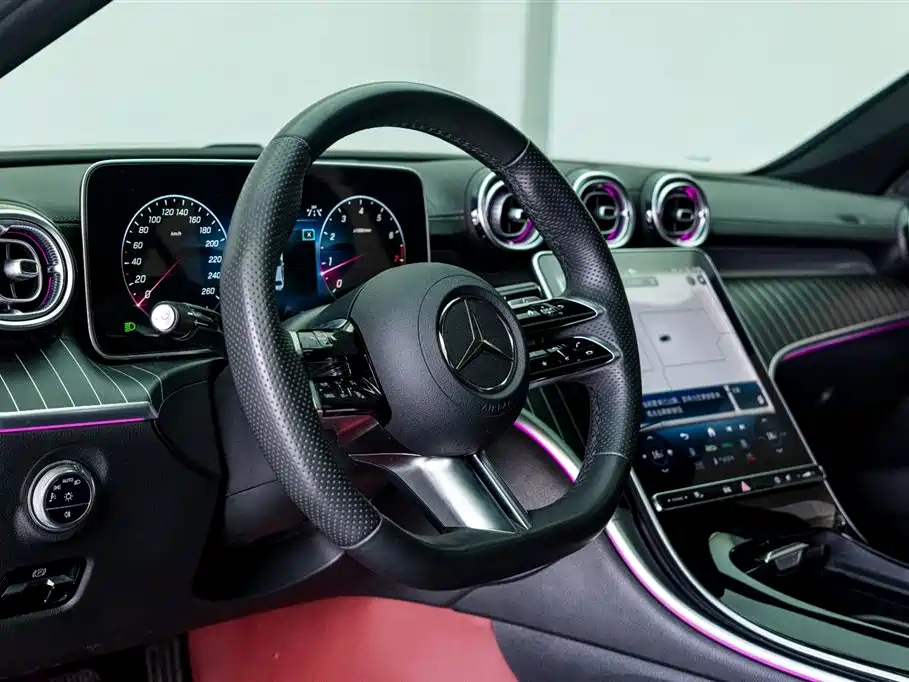 Mercedes-Benz C-Class 2023 — фото 17