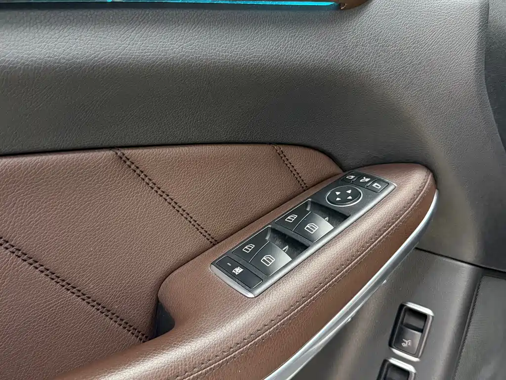 Mercedes-Benz GL-Class 2015 — фото 31