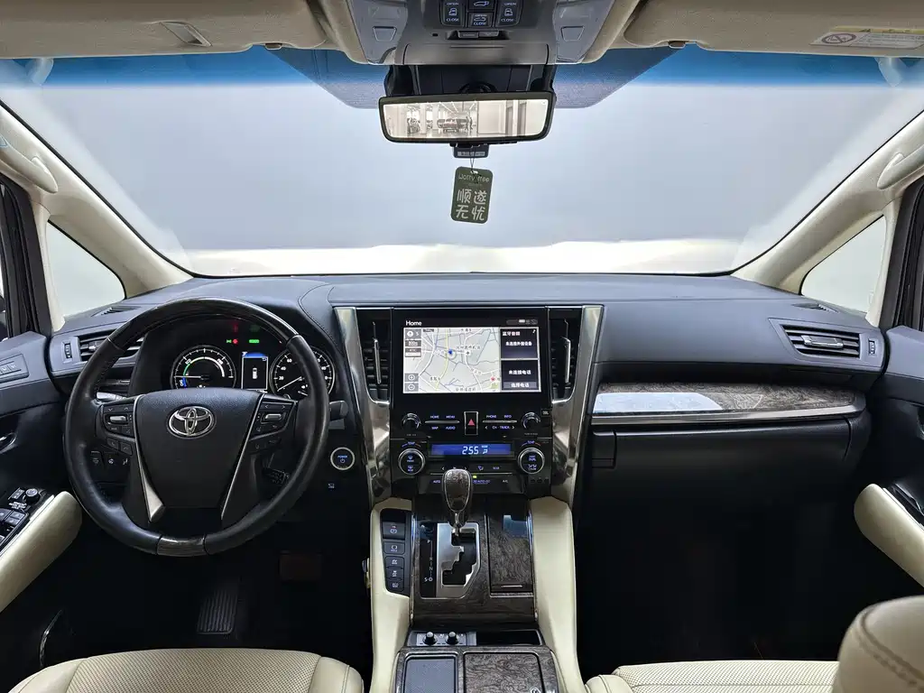 Toyota Alphard 2022 — фото 21