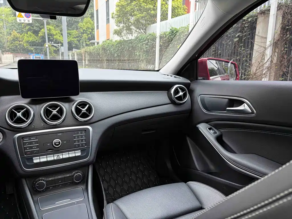 Mercedes-Benz GLA 2019 — фото 8