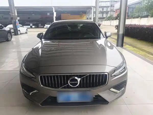Volvo S60 2021