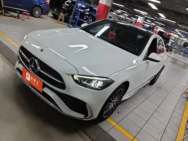Mercedes-Benz C-Class 2022