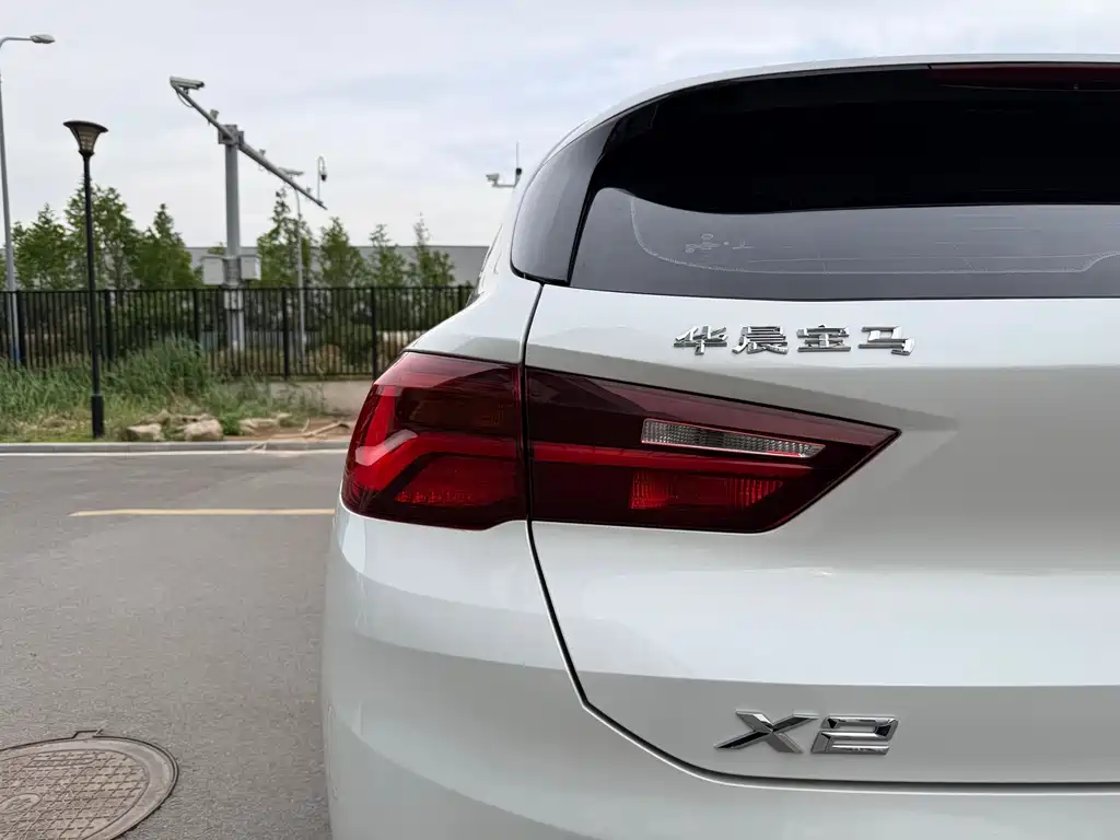 BMW X2 2023 — фото 13