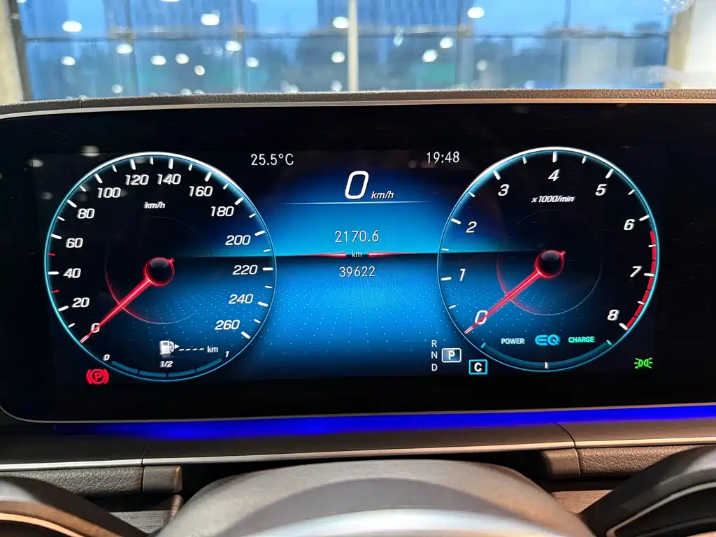 Mercedes-Benz GLE 2020 — фото 15