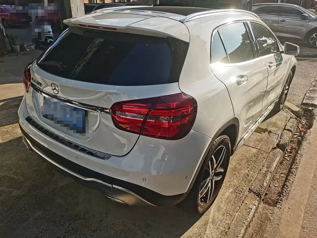 Mercedes-Benz GLA 2017 — фото 8