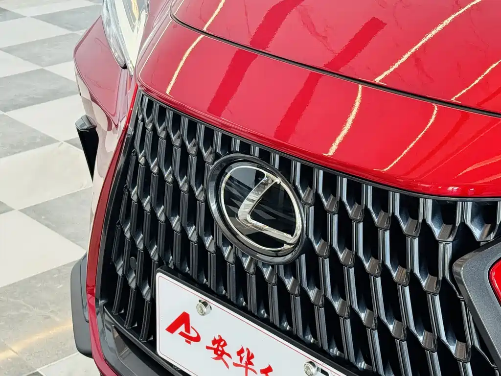 Lexus NX 2026 — фото 10
