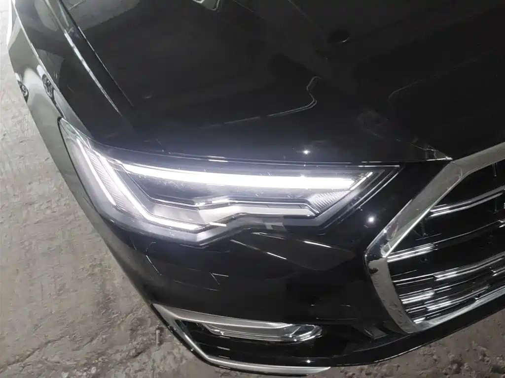 Audi A6L 2025 — фото 13