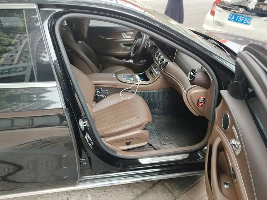 Mercedes-Benz E-Class 2021