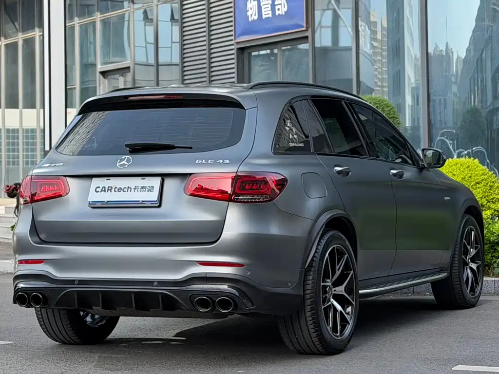 Mercedes-Benz GLC AMG 2023 — фото 3