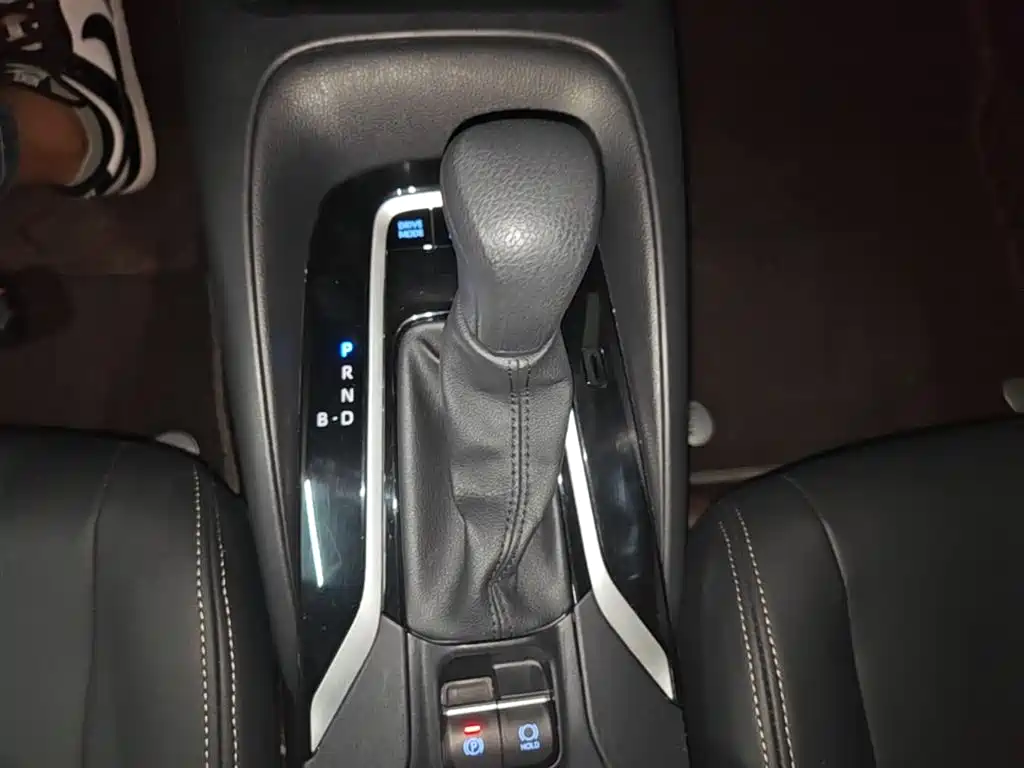 Toyota Corolla 2022 — фото 14