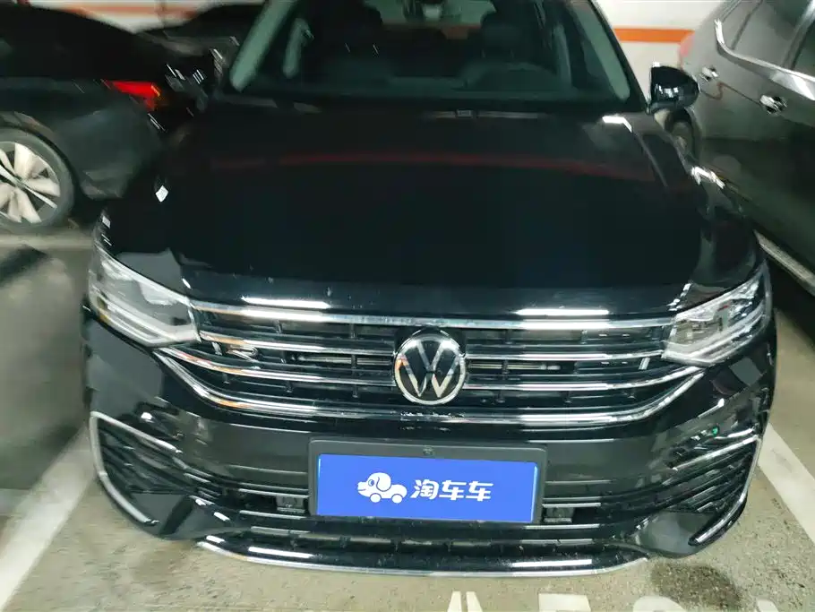 Volkswagen Tiguan L 2023 — фото 2